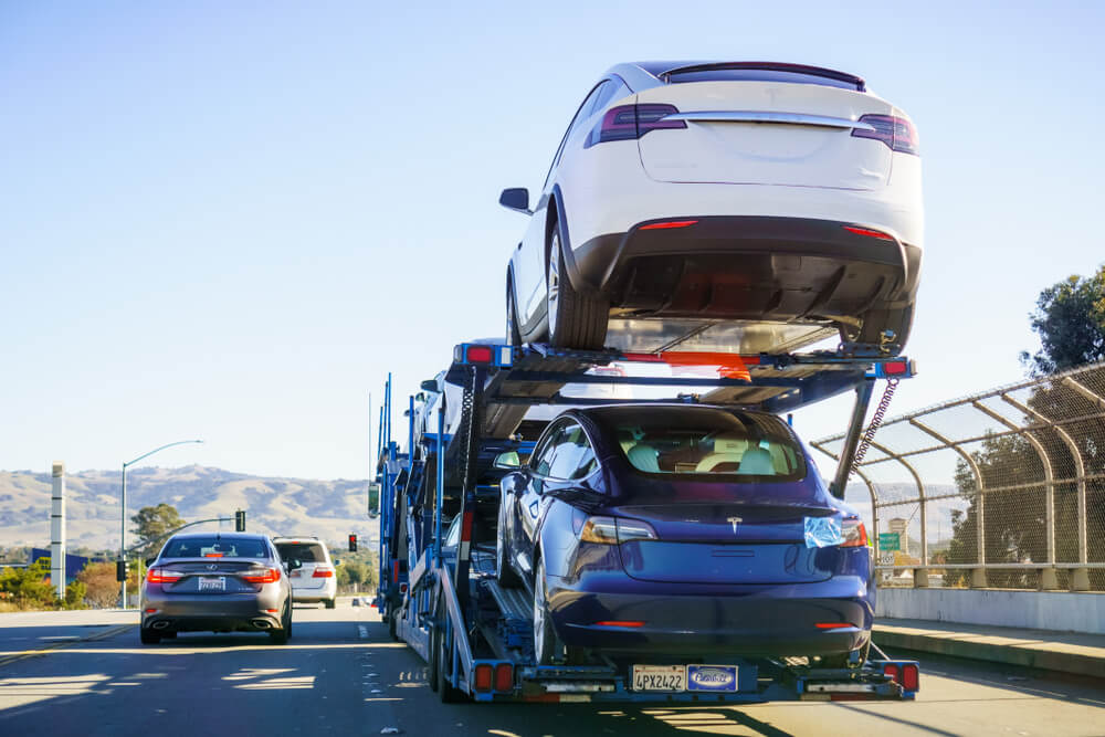 Vehicle Shipping Cost Calculator